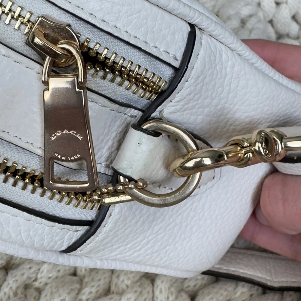 Coach White Crossbody Bag - Picture 9 of 11